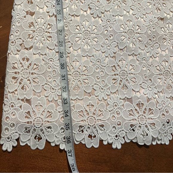 Antonio Melani Women’s Lace Dress Size 4 - Picture 9 of 11